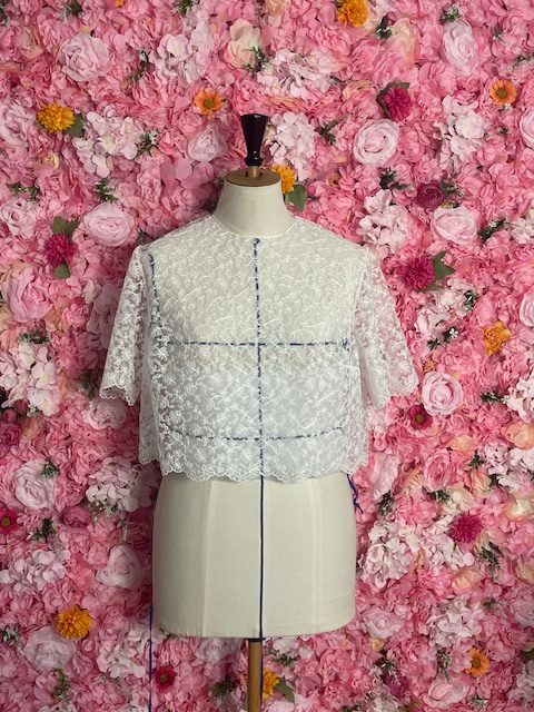 Haut brodé – vue 2