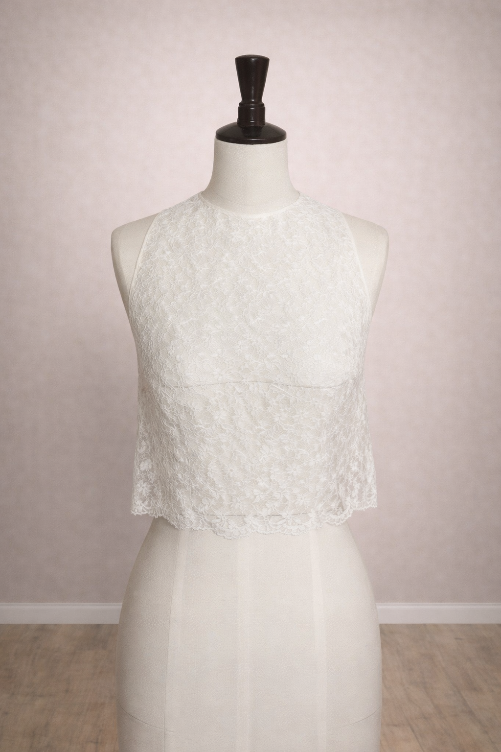 Haut brodé – vue 1